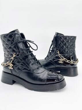 Chanel Black Quilted Patent Cap Toe Leather CC Chain Ankle Combat Boots EU 39.5